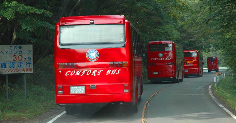 バス運行風景画像(後方)